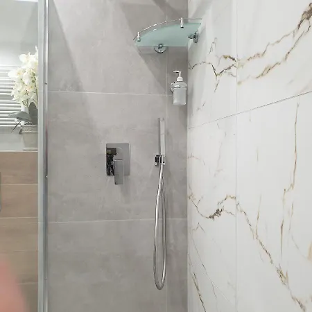 Q Silver -klimatyzowane Przy Manufakturze Z Garazem Gratis, Fv Apartment Łódź