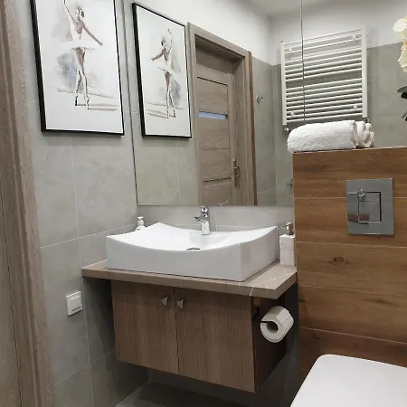 Q Silver -klimatyzowane Przy Manufakturze Z Garazem Gratis, Fv Apartment Lodz