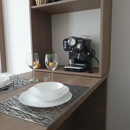 Q Silver -klimatyzowane Przy Manufakturze Z Garazem Gratis, Fv *