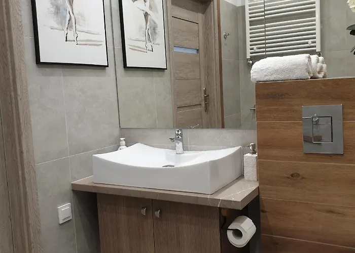 Q Silver -klimatyzowane Przy Manufakturze Z Garazem Gratis, Fv Апартаменты Лодзь